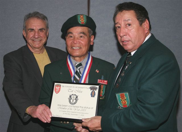 Lost Commando Member of the year, Tuong V. Lau Presenting are Chapter President, Ramon Rodriguez and Former Secretary, Robert Foley. Lost Commando Member of the year, Tuong V. Lau Presenting are Chapter President, Ramon Rodriguez and Former Secretary, Robert Foley.
